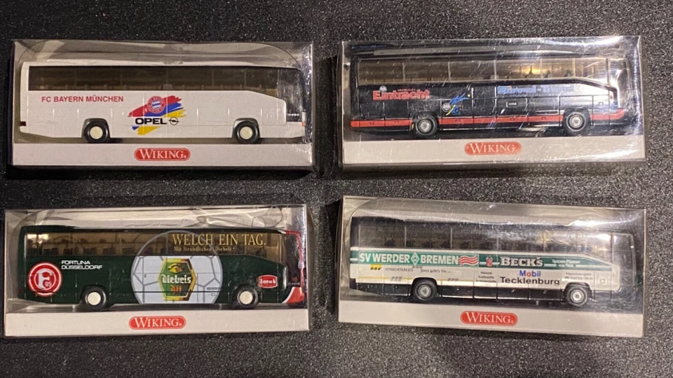 Wiking - Mannschaftsbusse 1. / 2. Bundesliga - H0 - 1:87 - in OVP - neuwertig - Bild 1 von 1