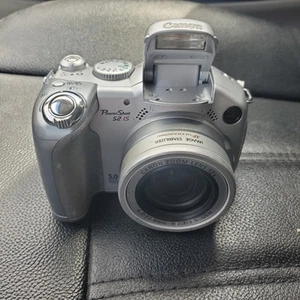 Canon PowerShot S2 IS 5MP 12X Optical Zoom Digital Camera FOR PARTS - Picture 1 of 8