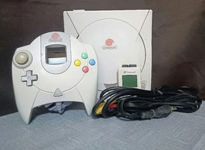 SEGA Dreamcast HKT-3000 Console w/ Controller VMU AV Cable Tested Japan - Picture 1 of 12