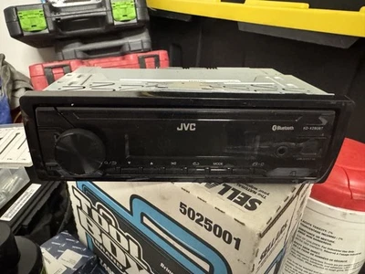 JVC KD-X280BT Digital Media Receiver featuring Bluetooth / USB / 13-Band EQ /... - Image 1 of 2