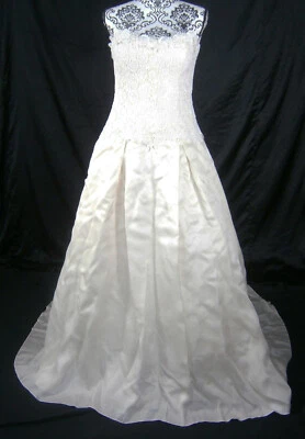 Vestido de novia Elen Paumere Couture 10 marfil seda organza floral encaje blanco Foto 1 de 4