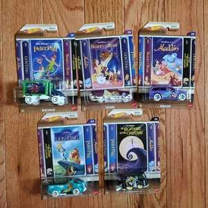 HOT WHEELS DISNEY Auto 5 Albtraum Weihnachten Peter Pan Löwe König Aladdin Beauty - Bild 1 von 12