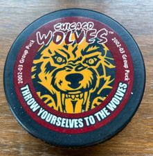 Chicago Wolves AHL 2002-03 Group Hockey Puck **FREE SHIP**
