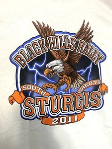 Brandneu Neu mit Etikett Herren XL 2011 kurzärmliges weißes T-Shirt Sturgis Motorrad Rallye - Bild 1 von 9