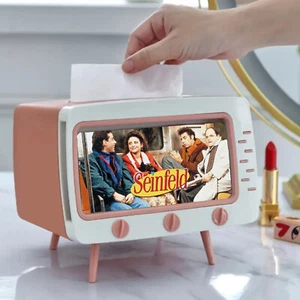 Seinfeld Show TV Set Kleenex Dispensador Caja, Soporte Smartphone Kramer George Sub. - Imagen 1 de 3