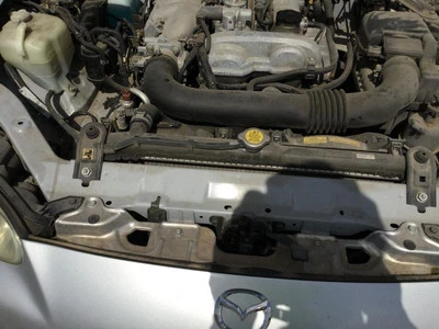 Radiator Excluding Mazdaspeed Fits 99-05 MAZDA MX-5 MIATA 1732110 — 第 1/4 张图片