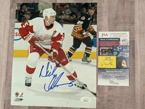 Archivo fotográfico firmado por Nick Nicklas Lidstrom 8x10 JSA Certificado de autenticidad Detroit Red Wings Copa C - Imagen 1 de 3