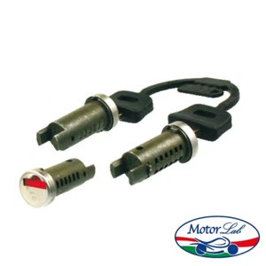 Serratura 3 cilindretti chiave unica Vespa PK 50 125 PX 125 150 200 Arcobaleno - Foto 1 di 1
