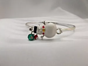 Pulsera brazalete muñeco de nieve multicolor blanco plata, 7" con cuentas verdes y rojas - Imagen 1 de 3