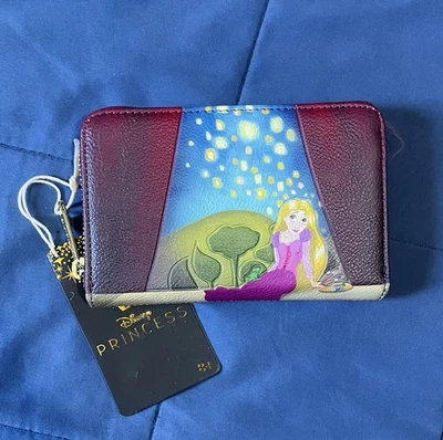 Cartera Loungefly Disney Enredada Torre Rapunzel Ilustrada Linterna Cremallera Foto 1 de 3