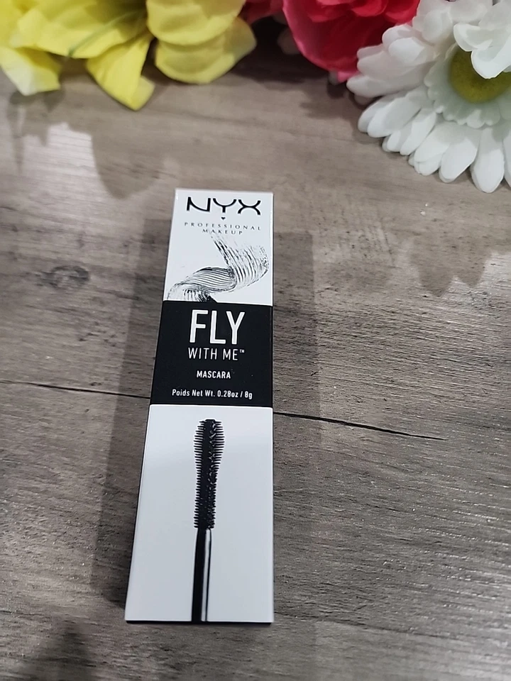 Máscara de pestañas NYX Fly with Me de larga duración ~ FWM01 JET BLACK nueva en caja sellada. Foto 1 de 4