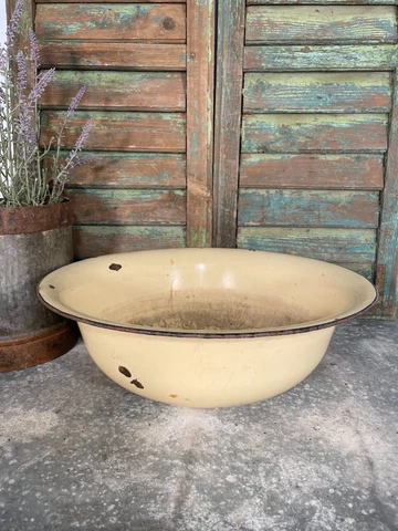 Vintage French European Large Enamel Wash Bowl Garden Planter Bird Bath Cover