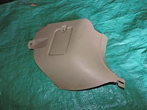 Cubierta fusible lado derecho con panel de patada Toyota Altura OEM JDM Lexus IS300 SXE10 - Imagen 1 de 1