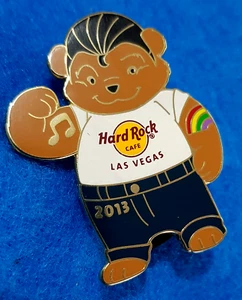CAMISETA BLANCA LAS VEGAS 2013 ARCO IRIS ORGULLO LGBTQ OSO Hard Rock Café PIN LE - Imagen 1 de 1