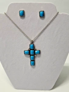 Avon Western Summer Cross Necklace and Pierced Earring Set - Picture 1 of 2