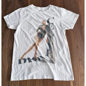 T-shirt Celine Dion tour concerto coraggio 2019 bianca donna taglia small - Foto 1 di 5
