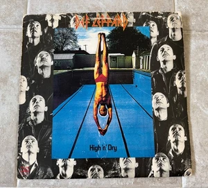 Def Leppard ~ High 'n' Dry ~ 1981 Vinyl LP SRM-1-4021 Record Album - Foto 1 di 6