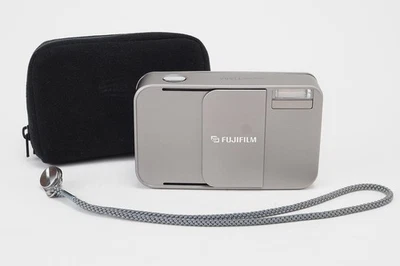 Fujifilm CARDIA Mini TIARA 35mm Point & Shoot Film Camera [Excellent] 88-L70 - Image 1 of 4