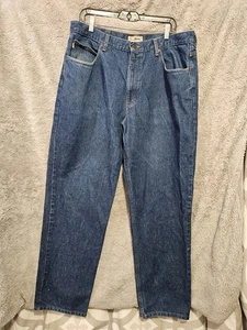 L.L. Bean Jeans, Mens Relaxed Fit, Size 38x32 Blue Denim, 100% Cotton, SEE DISC - Picture 1 of 10