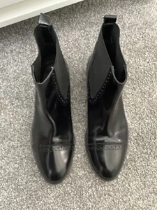 DUNE LONDON, Chelsea Boot Size 7 (worn once) - Picture 1 of 5