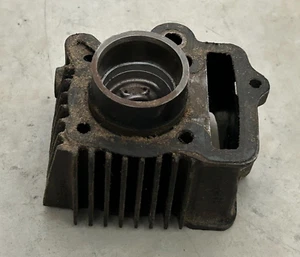 Honda Z50 Mini Trail OEM Cylinder Jug HM-E1 (KG Shed) - Picture 1 of 13
