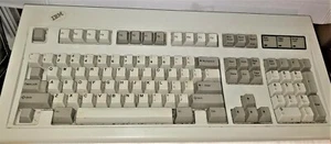 IBM Heavy Duty Model M P/N 1391401 Keyboard - Picture 1 of 2