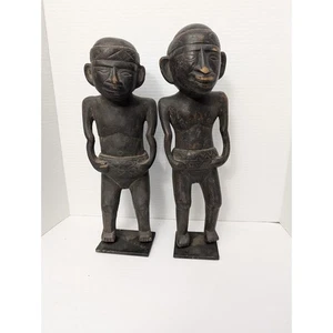 Lote De Colección De Dos Estatuas Masculinas Africanas De Madera Talladas A Mano - Imagen 1 de 9