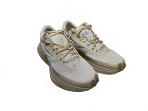 *NIB* Hylo Athletics Impact Men's Size 9 Running Shoes Sneakers - Sand MSRP$160 - Picture 1 of 5