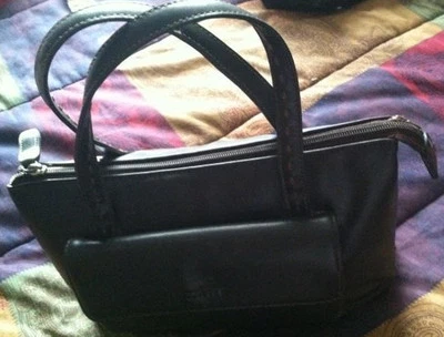 Purse Esprit Black with 2 inside zipper Pockets, 1 Pocket Under Flap - stylish!  - Image 1 of 2
