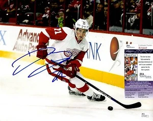 Dylan Larkin Signed 11x14 w/ JSA COA #R73827 Detroit Red Wings  - Picture 1 of 1
