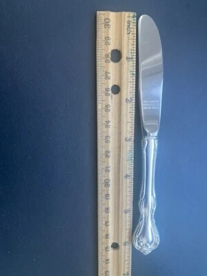 REED AND BARTON ''ROSE CASCADE'' PLATA ESTERLINA 925 ESPARCIDOR DE MANTEQUILLA Foto 1 de 4