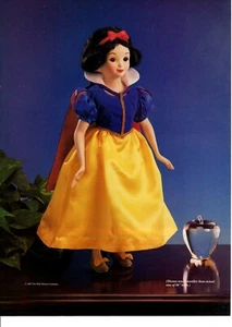 Muñeca Blancanieves Clásico 1987 de Walt Disney Publicidad Impresa Publicidad - Imagen 1 de 1