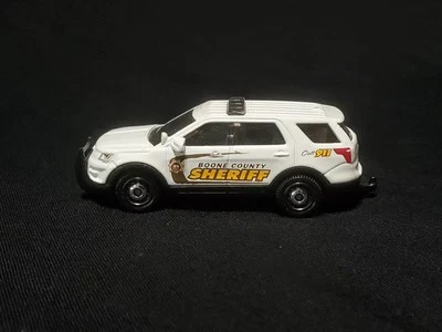 Литая модель 2018 Mattel Matchbox 2015 Ford Interceptor Utility Boone County Sheriff - Изображение 1 из 4