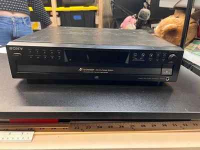 Reproductor cambiador de CD carrusel de 5 discos Sony CDP-CE375 con control remoto (remoto no funciona) Foto 1 de 4