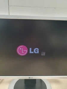 LG 19in Monitor Model L194WTS - Picture 1 of 10