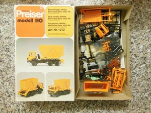 Preiser Mercedes-Benz 2626AK LKW mit Abrollcon. Nr.1212 unbenutzt 1:87 in OVP - Bild 1 von 1