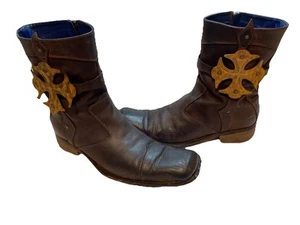 Botas Mark Nason Talla 10.5 US AMPLIFY Rock Grunge Gótico Marrón Tachonado Italia - Imagen 1 de 16