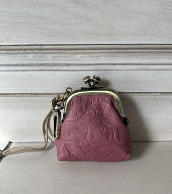 HOBO Run Kisslock Pouch Mini Coin Purse Key Clip-On Mauve Tooled Leather Case - Image 1 of 4