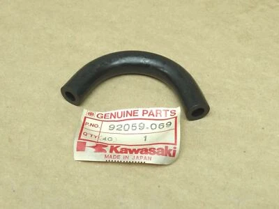 NOS New Kawasaki W1 W1SS W2 SS W2TT Cylinder Head Oil Pipe Hose Line 92059-069 - Image 1 of 2