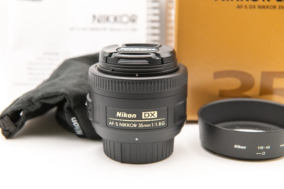 【Casi Como Nuevo en Caja】 Estuche de Lente Nikon AF-S DX 35mm f1.8G ASPH NIKKOR JAPÓN Foto 1 de 4