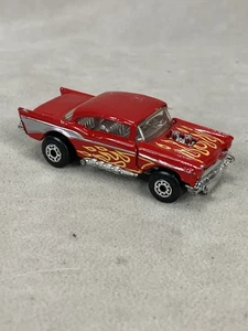 Matchbox 1957 chevrolet bel air/150/210 With Flames Tilt Nose - Picture 1 of 7