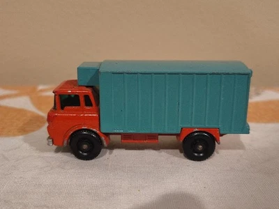 Vintage Lesney Matchbox Series No. 44 GMC Refrigerator Truck Red/Green no door - Image 1 of 4