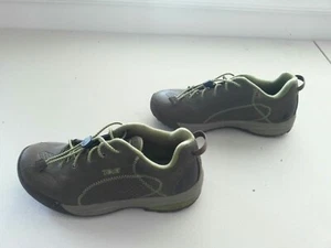 NearNu TEVA braune Freizeitschuhe robustes Vollleder Obermaterial, Wanderschuhe Jungen 3 UK 2 - Bild 1 von 5