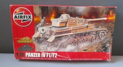 AIRFIX A02308 Panzer IV F1/F2 - Vintage Classics 1:76 Tank Model Kit RETRO KIT - Image 1 of 4