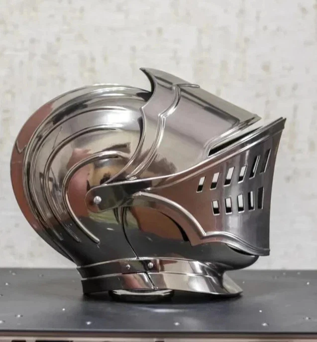 Casco METALIZADO Hecho a Mano de Dark Souls Cosplay Foto 1 de 4