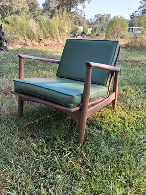 Pair Of DANISH BAUMRITTER MID CENTURY MODERN TEAK LOUNGE CHAIRS - Image 1 of 4