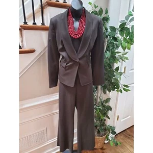 Tahari Women Dark Brown Polyester Single Breasted Blazer & Pant 2 Pc's Suit 12P - Picture 1 of 12