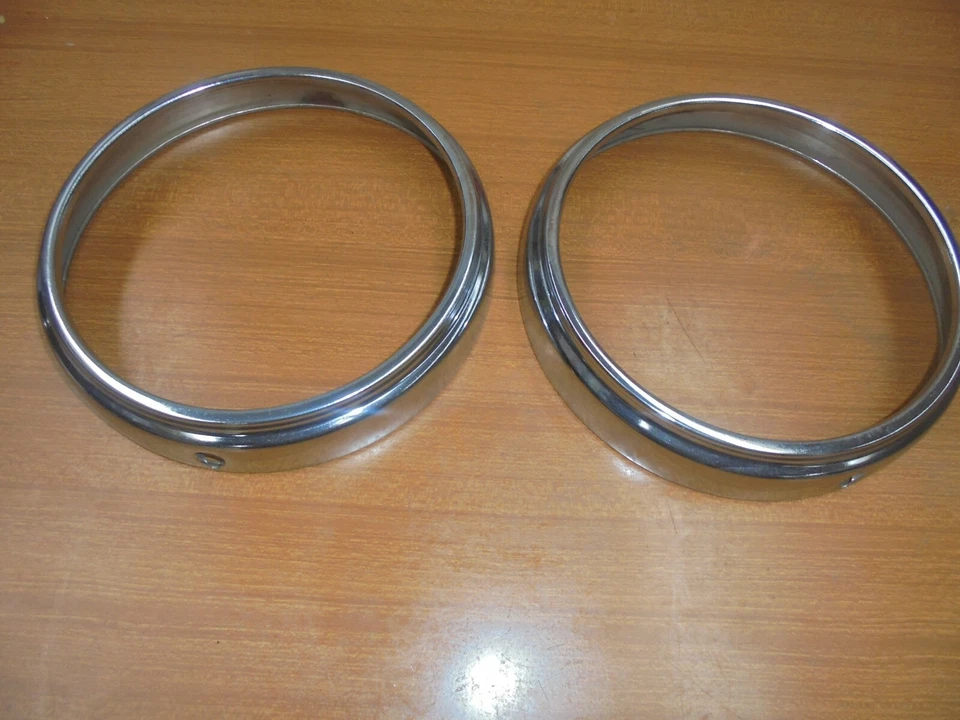 SIMCA 1000 2° SERIE COPPIA CORNICI FARO NUOVE  Foto 1 de 1