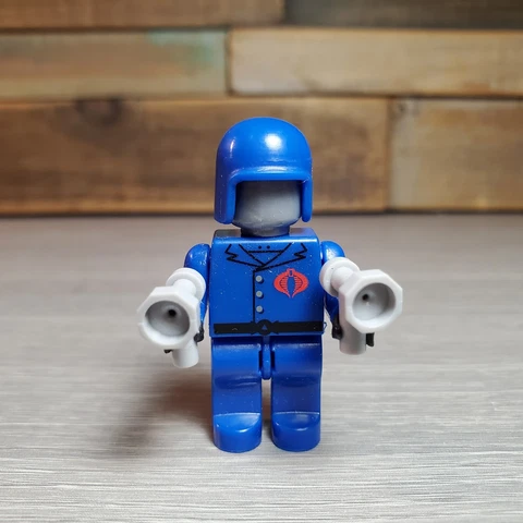 Kreo GI Joe Minifigure Cobra Commander Lego Mini Figure 80s Cover