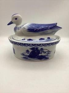 Vintage Duck Lid Casserole Dish, Oriental Blue and White Porcelain Cracked Beak - Picture 1 of 9